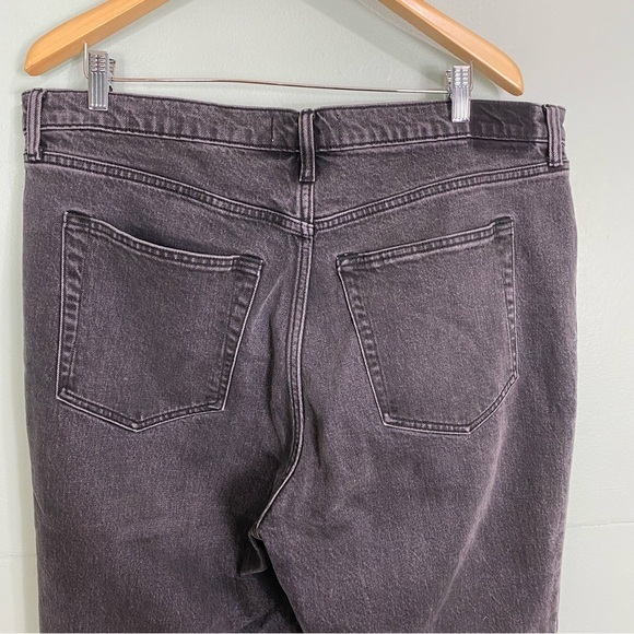 Abercrombie & Fitch The 90s Straight Ultra High Rise 34 18 Short Black - Picture 5 of 6